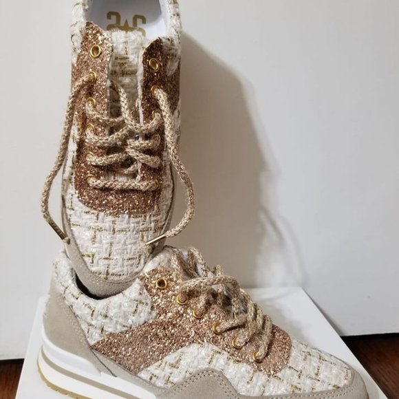 New 2 STAR GOLD sneakers Size 7 Made in Italy White and Gold color - Picture 1 of 8